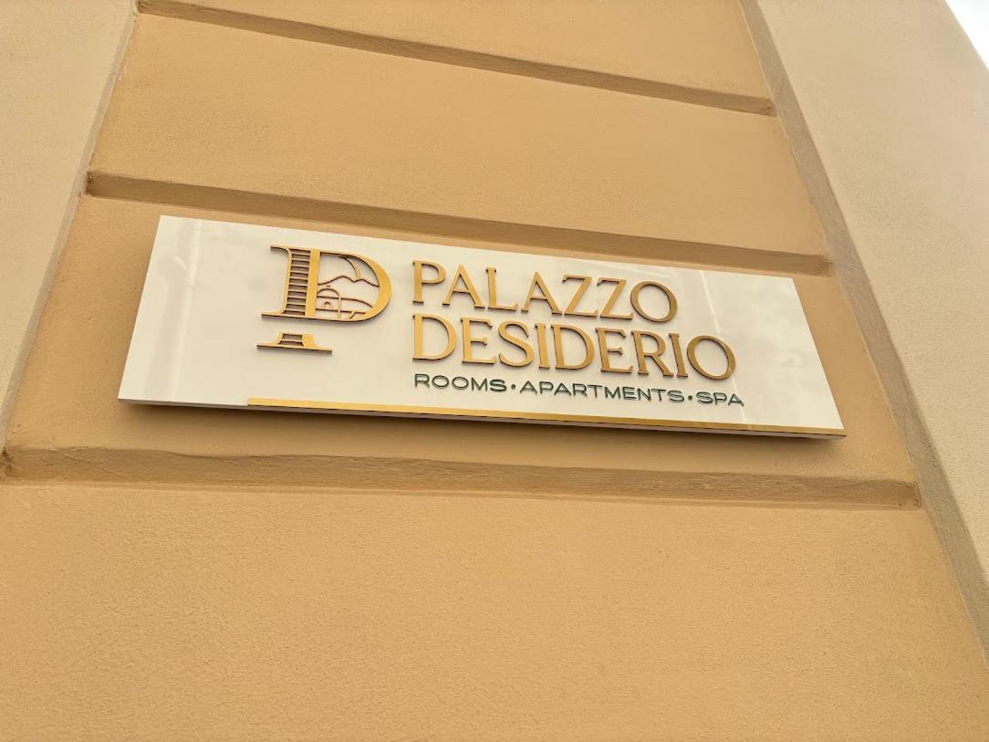 Ferienwohnung Palazzo Desiderio Castellammare di Stabia Exterior foto